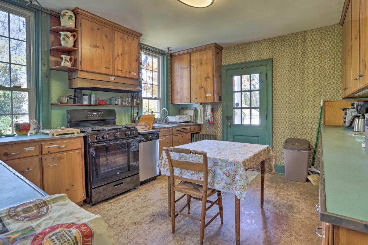 Historic Warrenton Home With Patio And Hot Tub! エクステリア 写真
