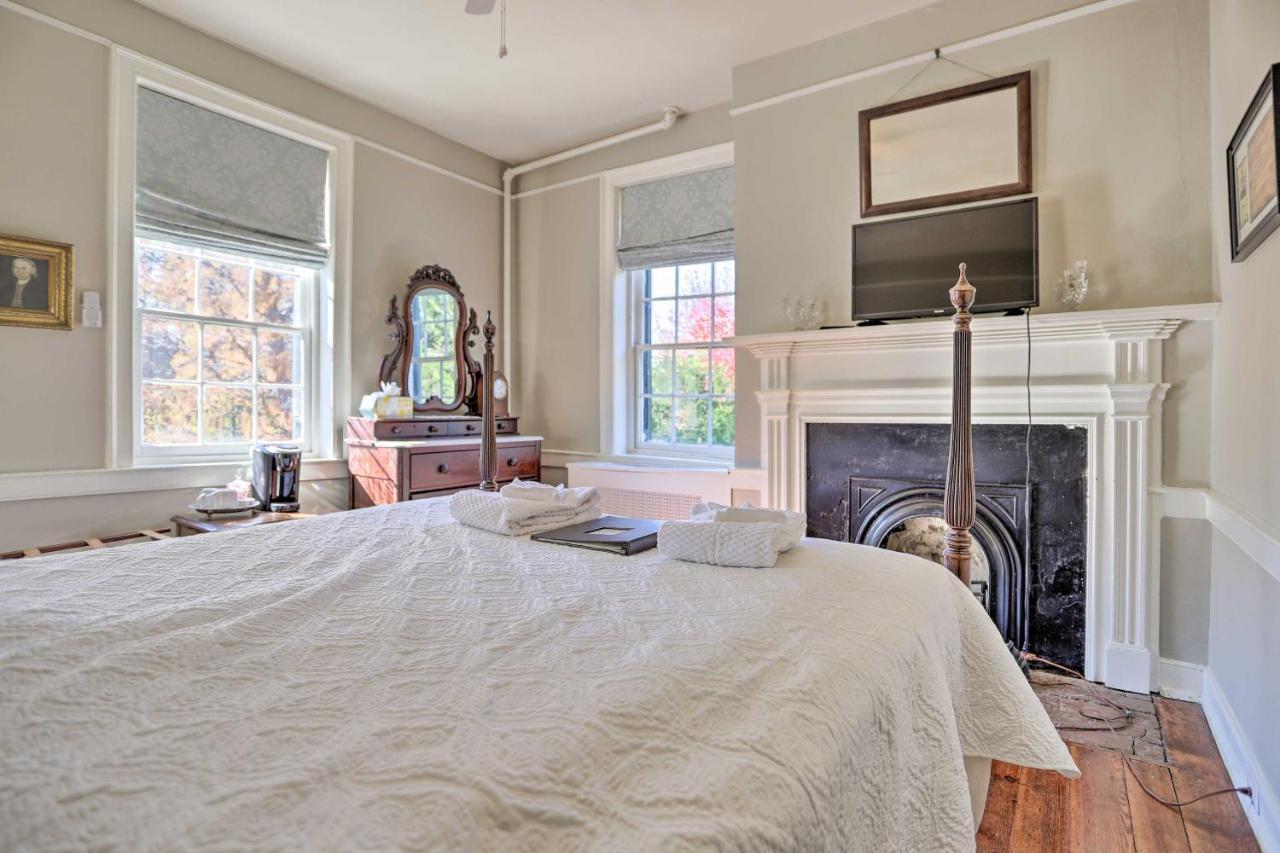 Historic Warrenton Home With Patio And Hot Tub! エクステリア 写真