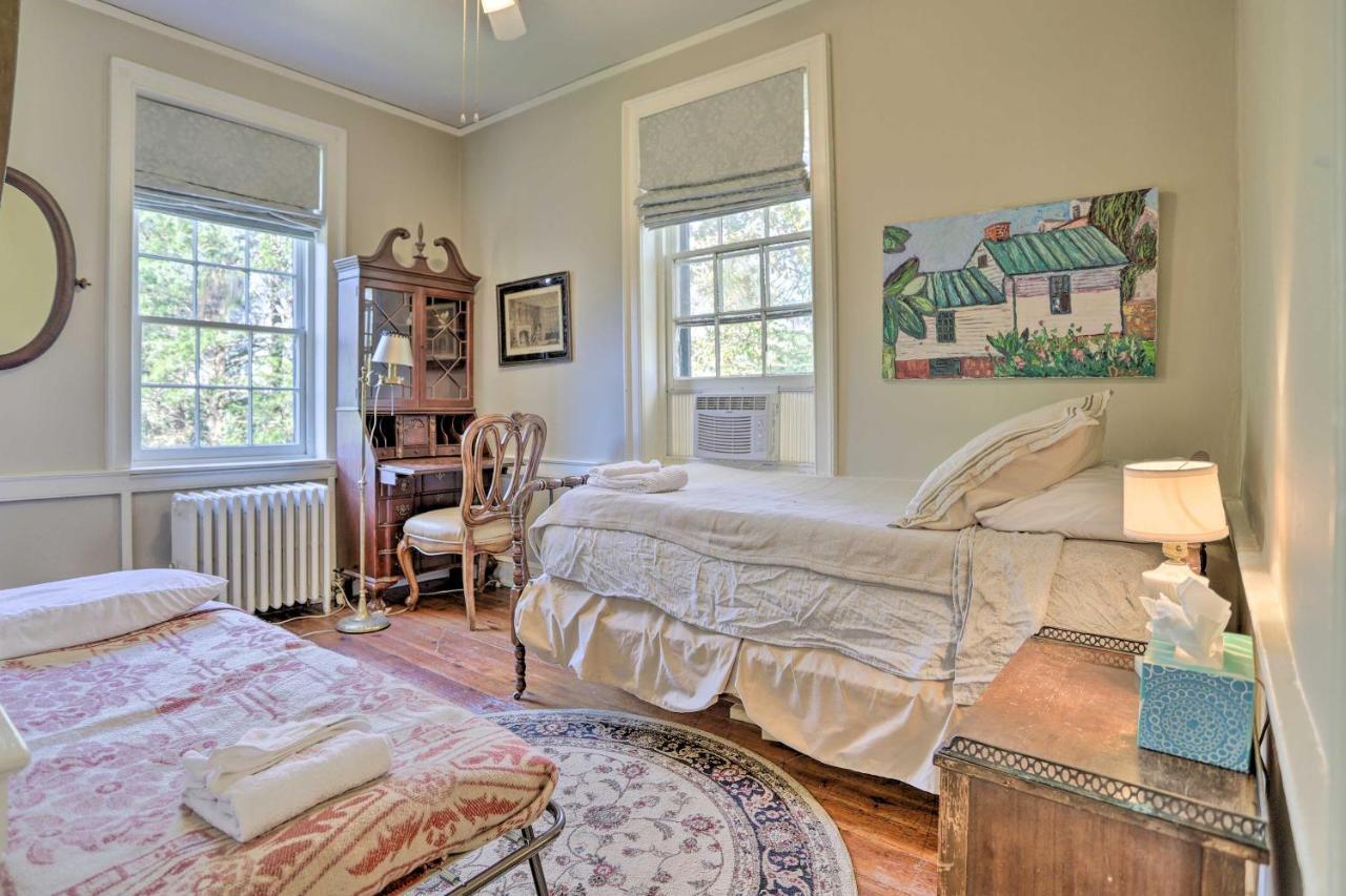 Historic Warrenton Home With Patio And Hot Tub! エクステリア 写真