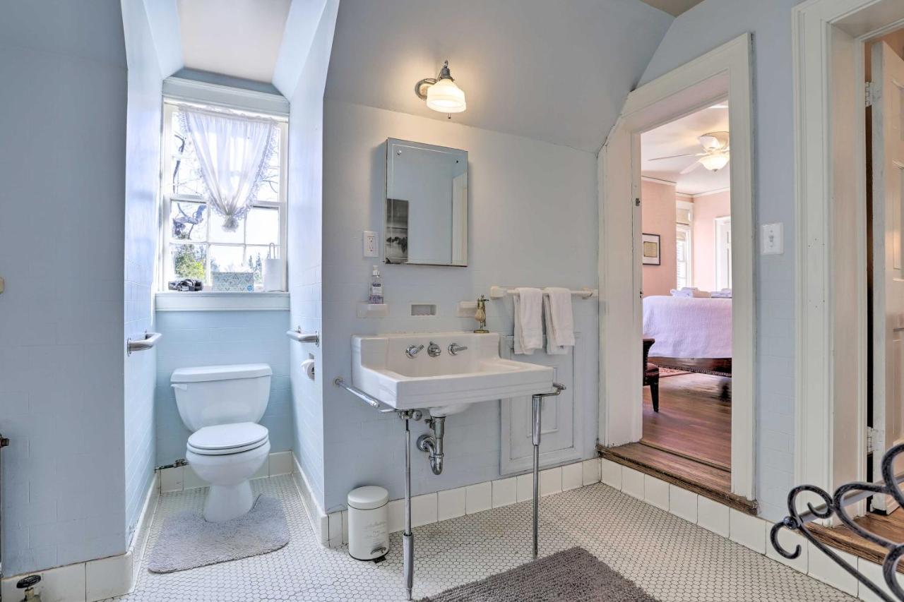 Historic Warrenton Home With Patio And Hot Tub! エクステリア 写真